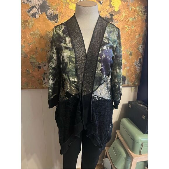 Gorgeous, black and green studio VK violet K Spencer, Alexis mixed media, lace j - Picture 1 of 9
